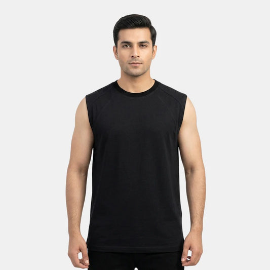 BLACK SLEEVELESS TEE